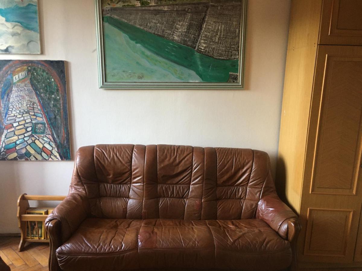Art House 001 Hotel Kotor Bagian luar foto